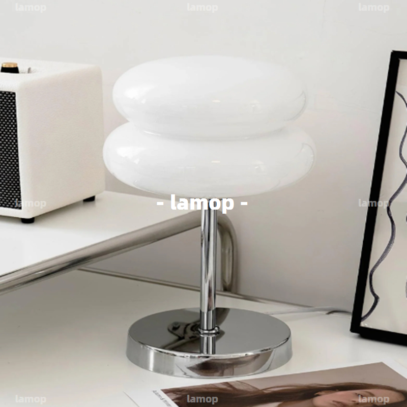 Decor Lighting Lamps - Lampada da Tavolo Bauhaus Cream-Globe, Stile